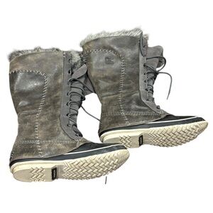 Sorel Cate The Great Fur winter boots Women’s size 8 waterproof tie lined